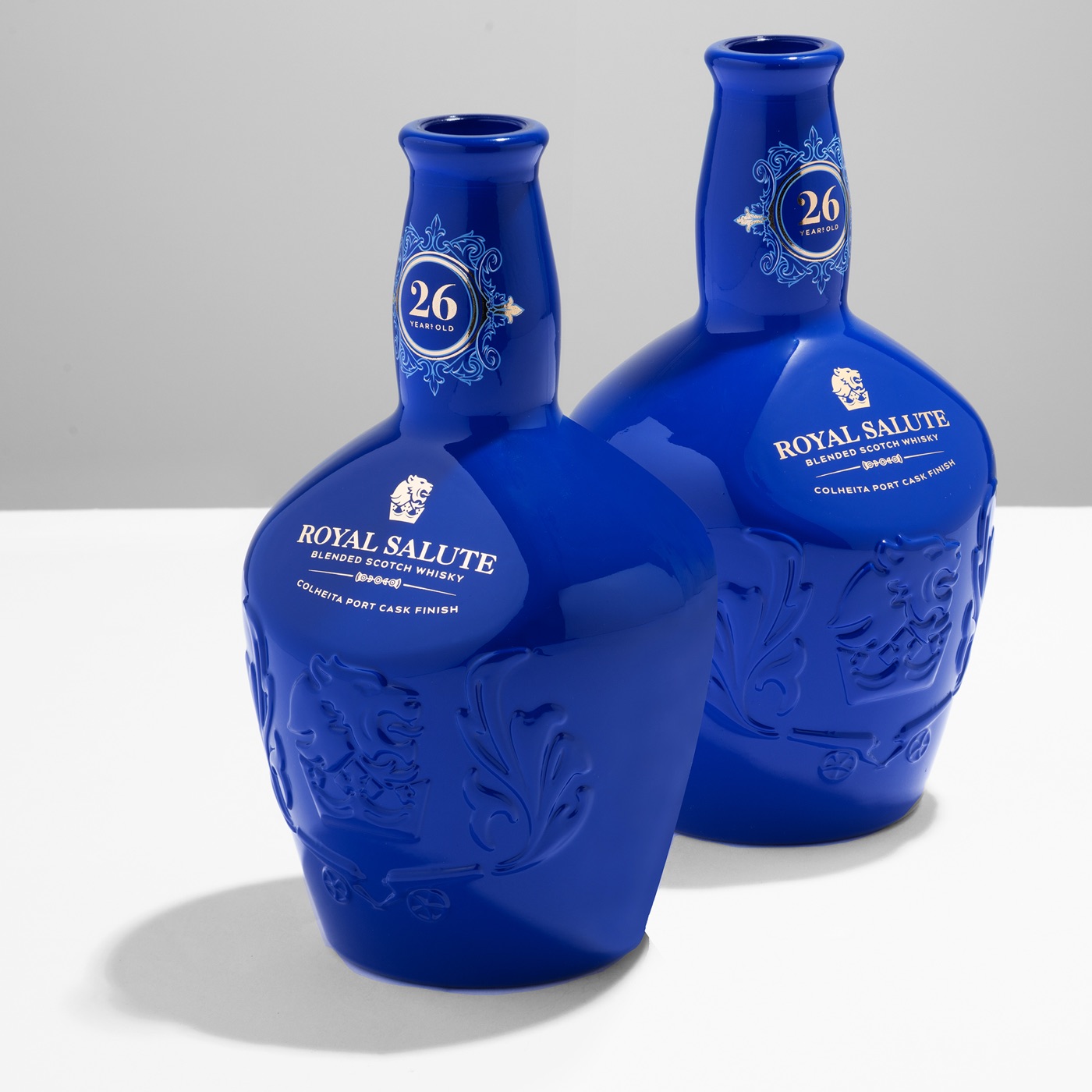 KURZ certified foil on glass bottle