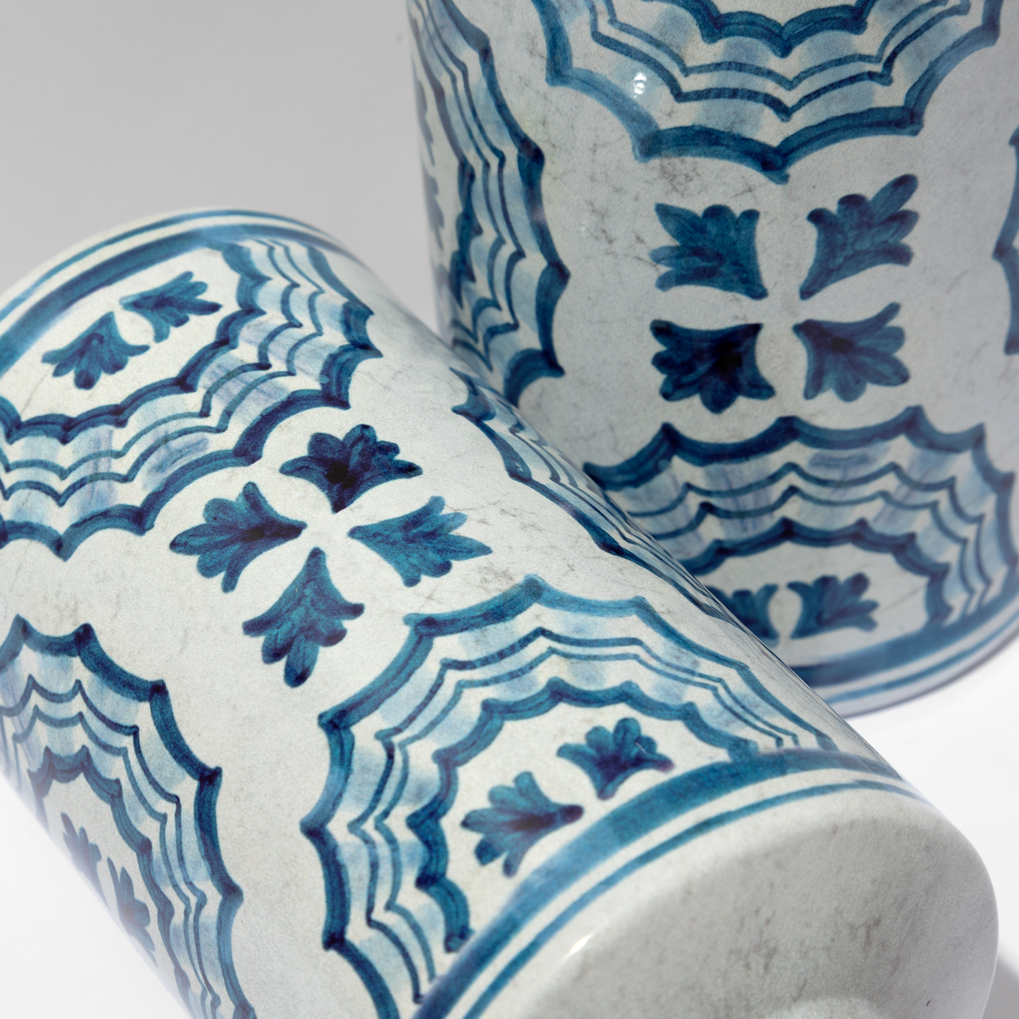 Centonze Ice Blue ceramic effect detail — digital sublimation